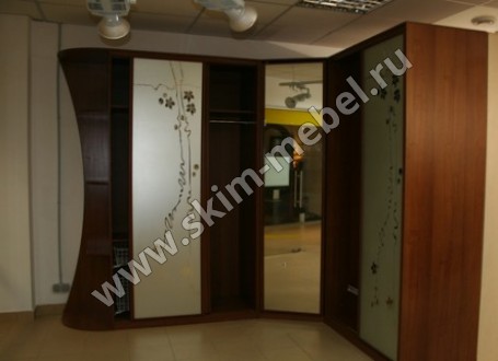 Шкаф угловой 0191